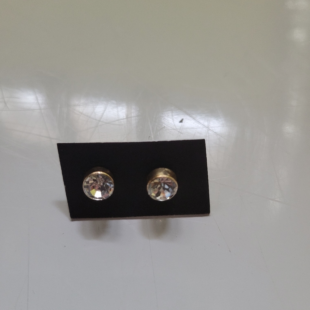 5/$15 stud earrings